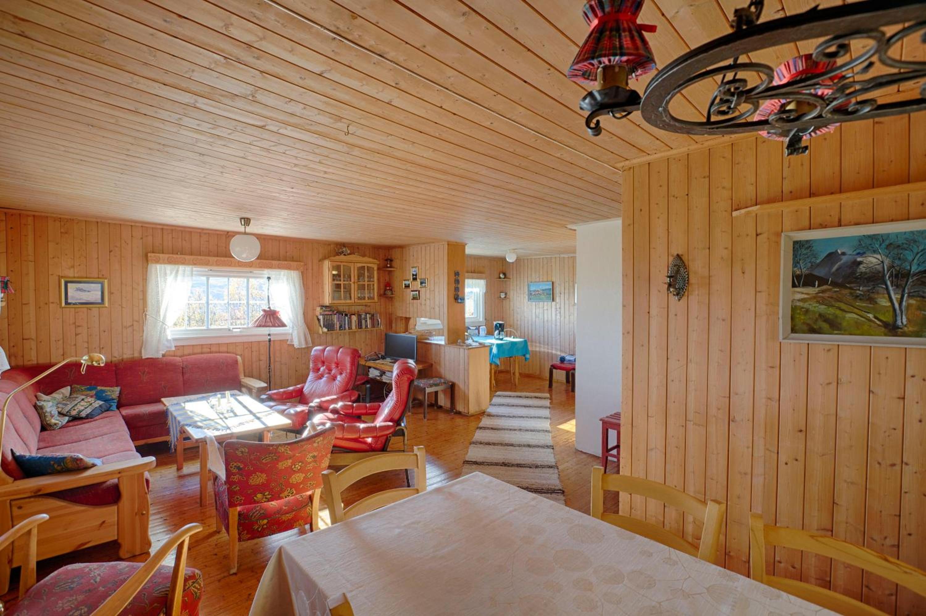 Charming Cabin Ski-In Access And Pet Friendly