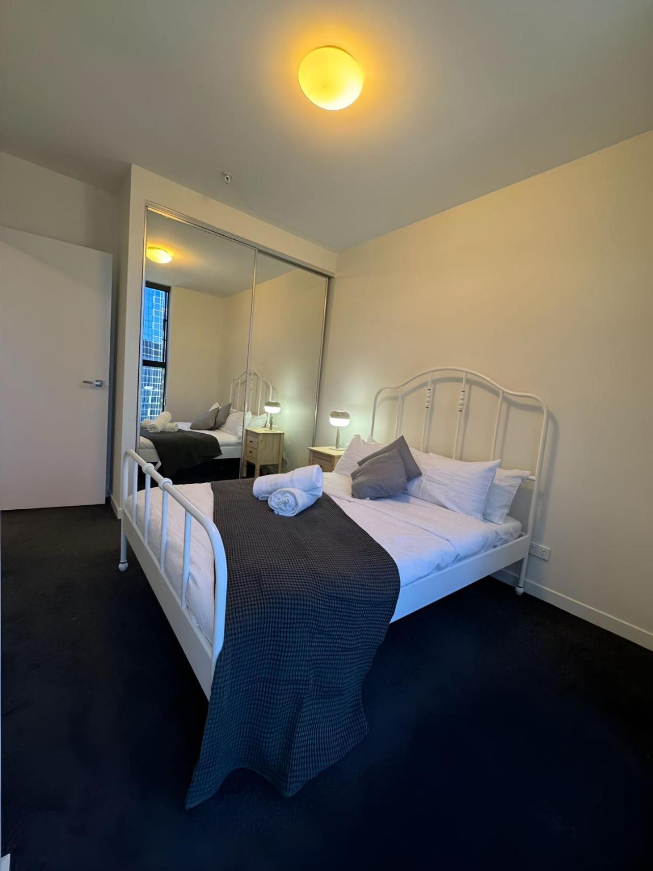 Melbourne's Premium on Collins