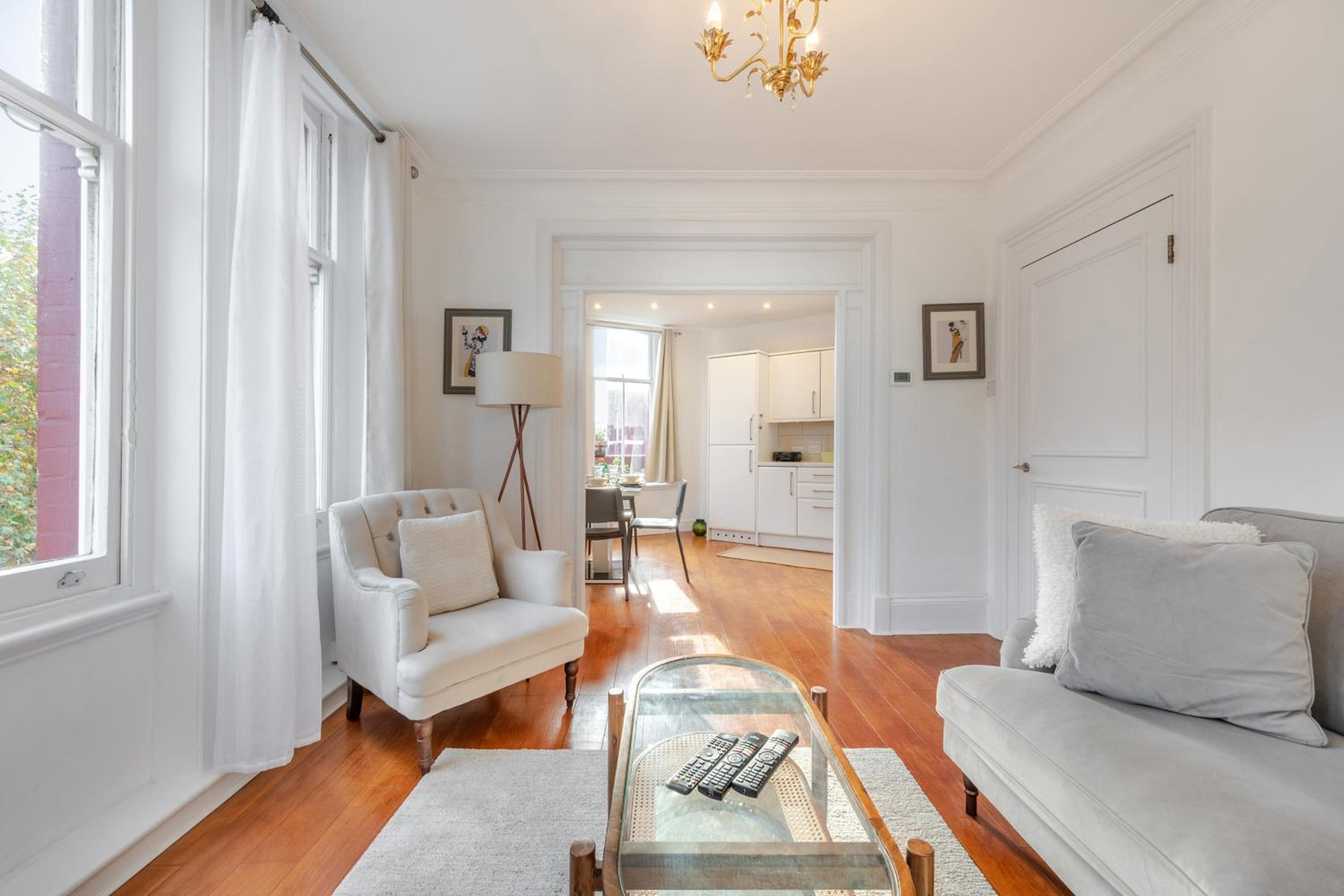 Modern 2 Bedroom Apartment in Central London
