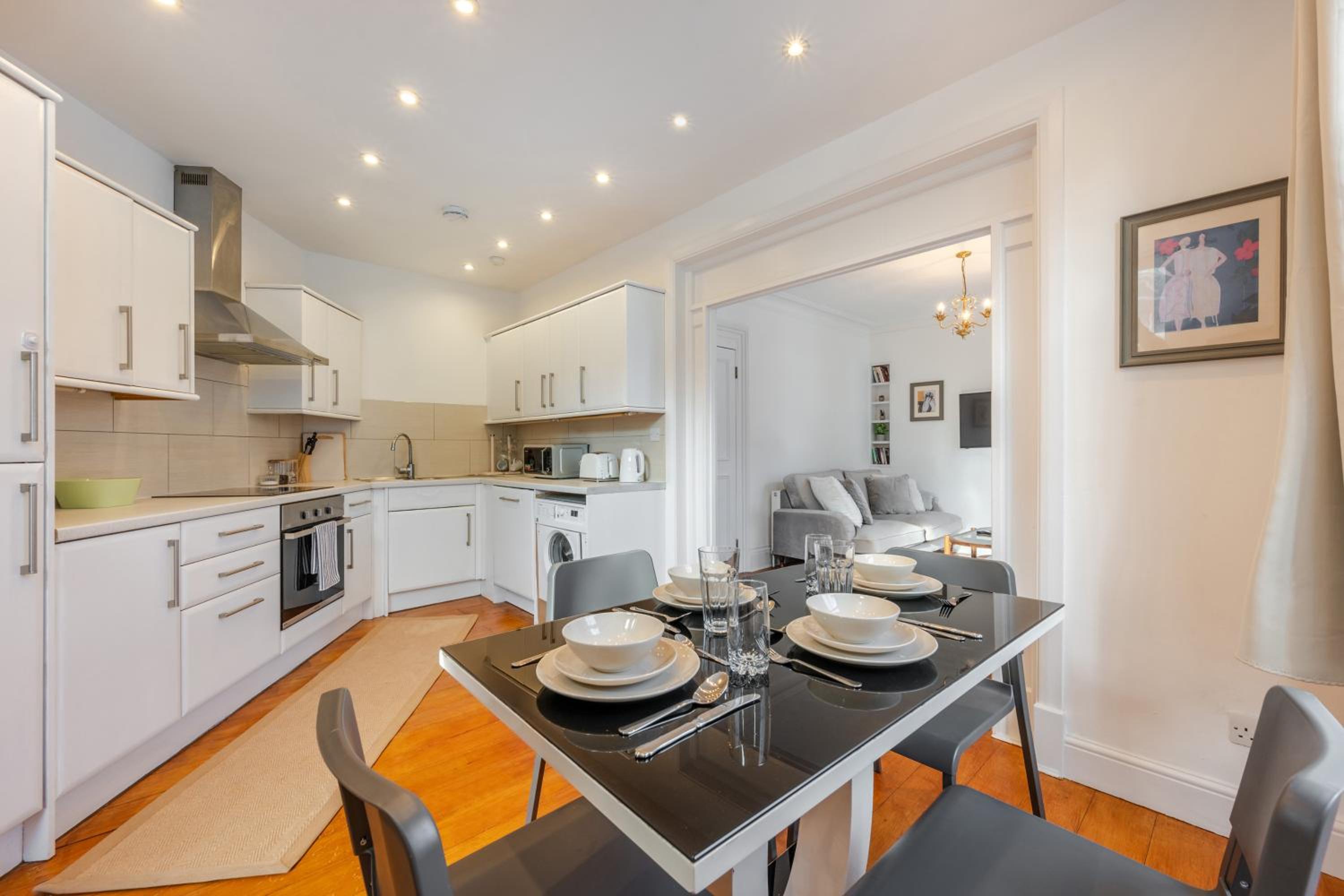 Modern 2 Bedroom Apartment in Central London