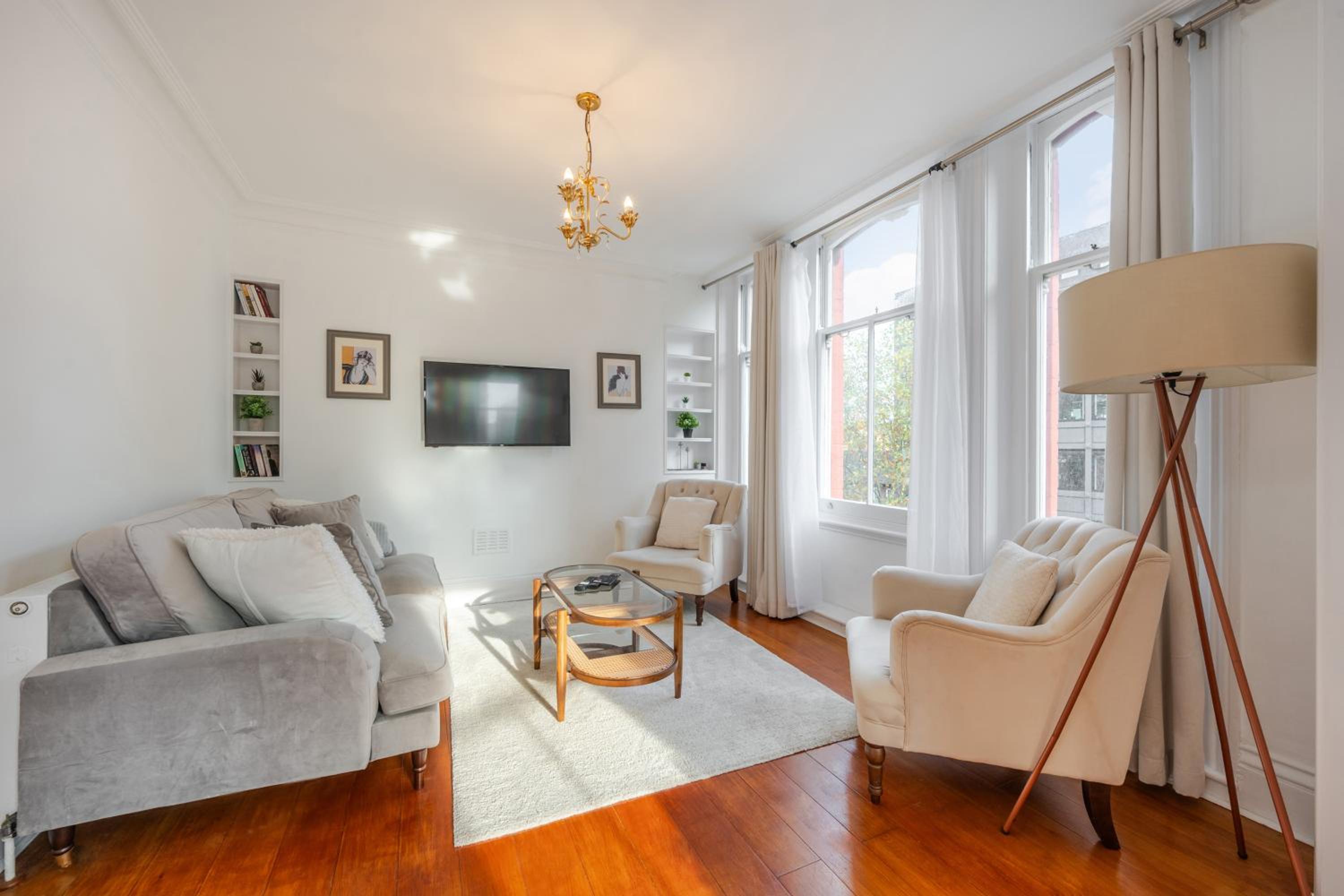 Modern 2 Bedroom Apartment in Central London
