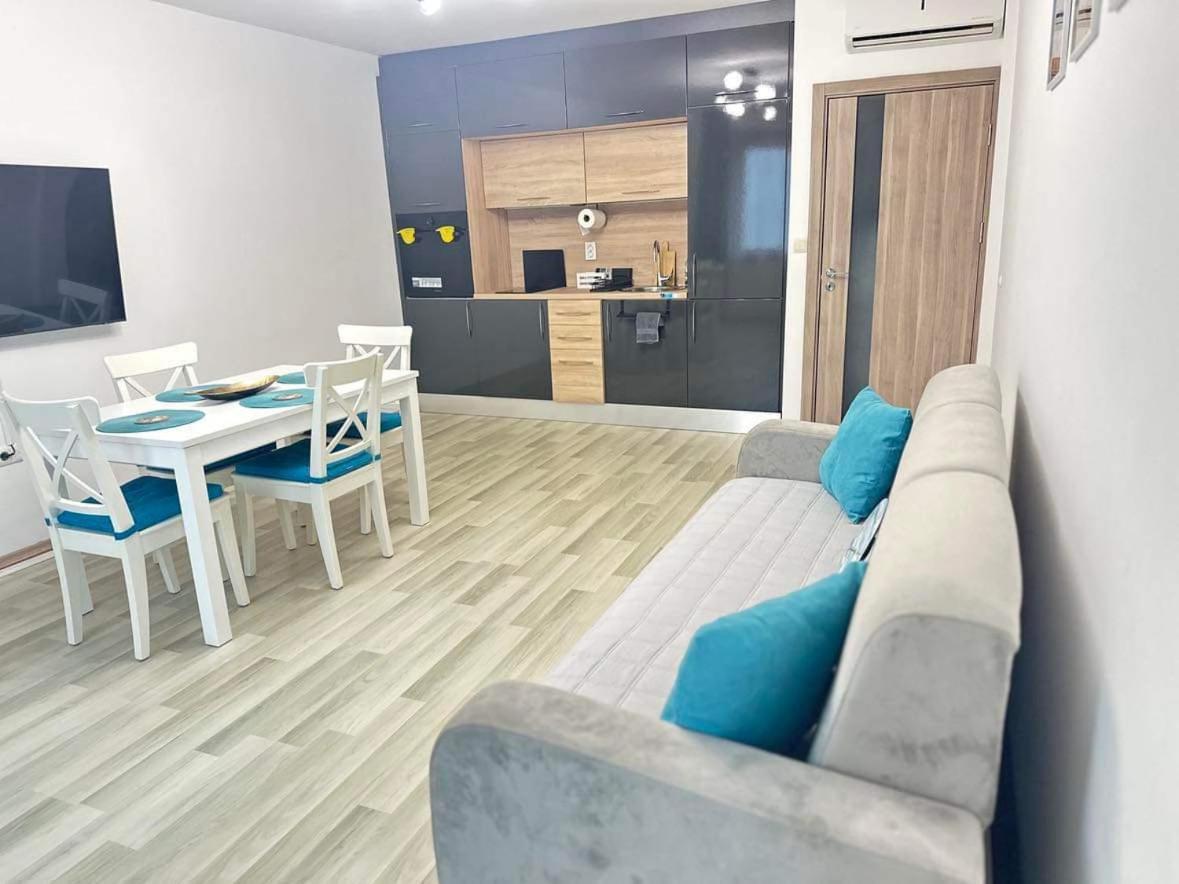 Apartment Sea Sunrise, complex Carpe Diem, FREE PARKING