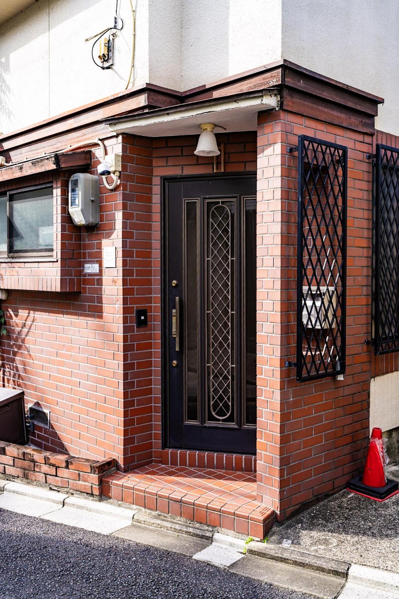 Demachi House view 2