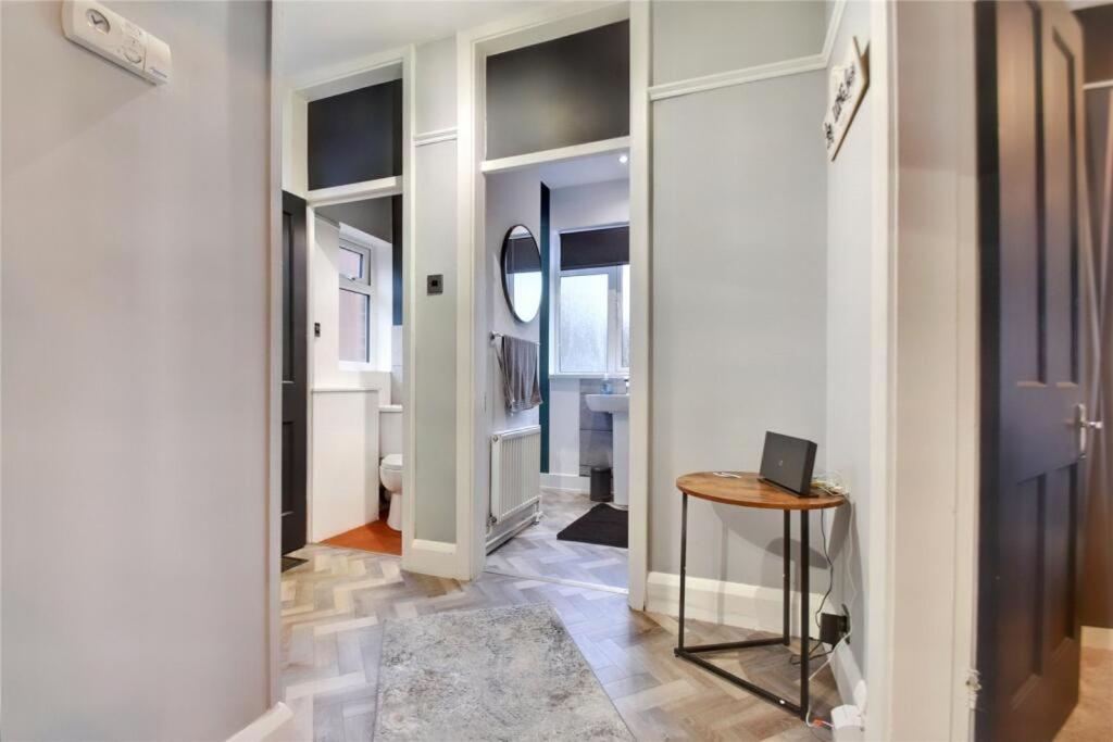 Manse Apartment