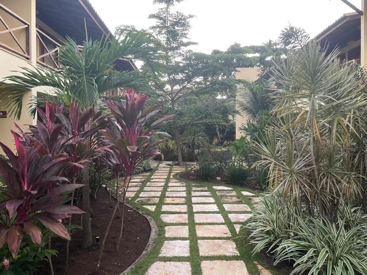 VILA BOMBACA - 100m da praia