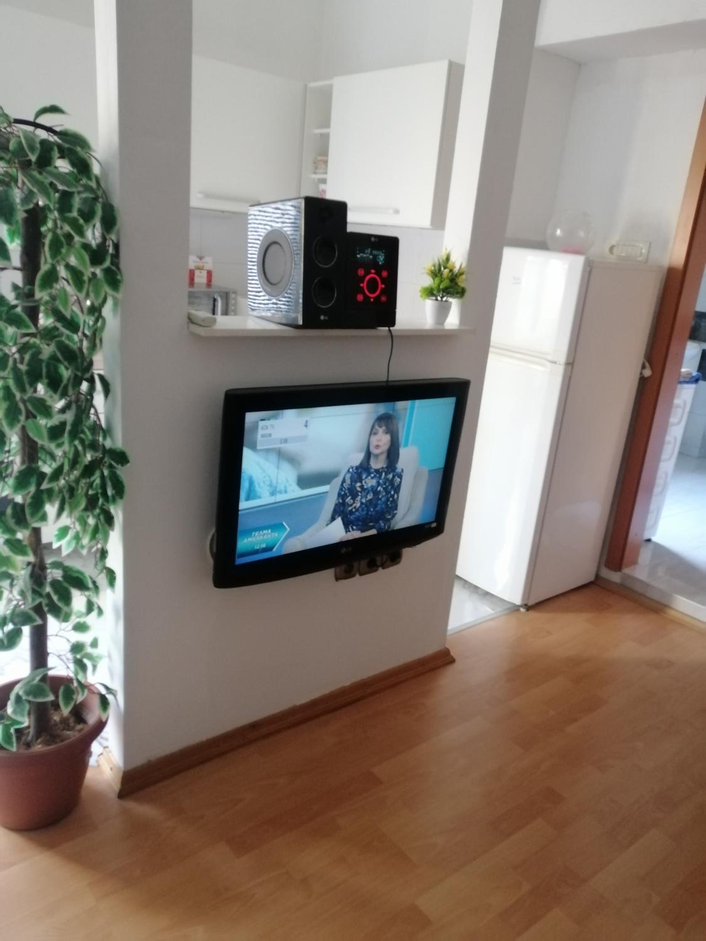 Suzana's apartment view 4