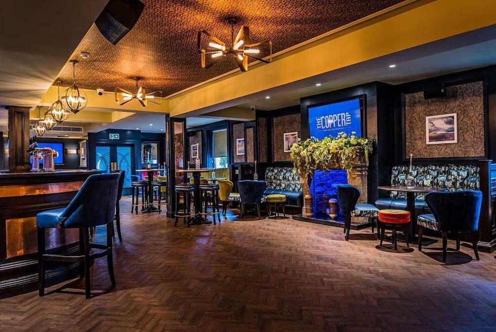 Rooms at The Copper Tap view 4
