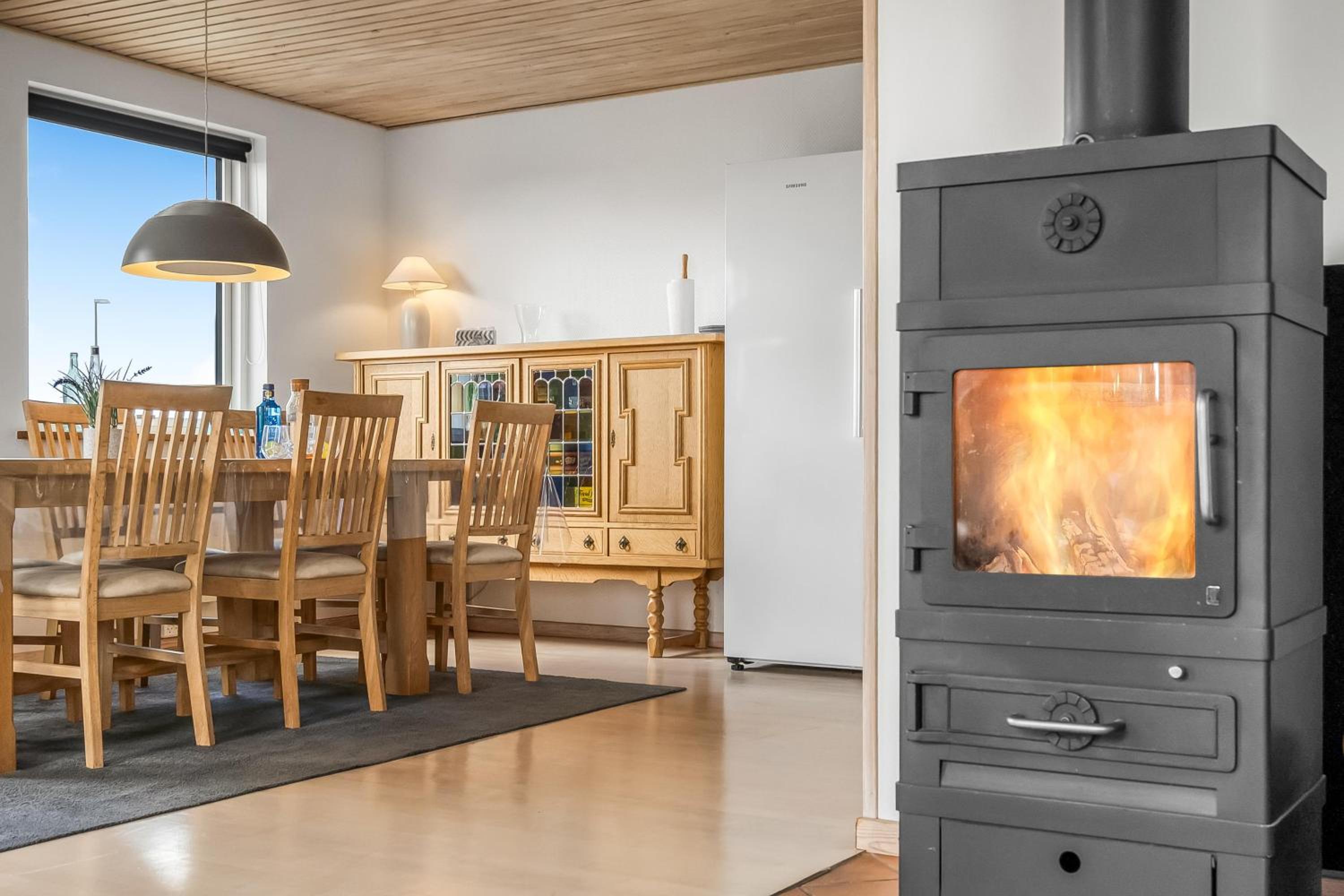 Lovely Holiday Home With Panoramic Views Of The North Sea view 5