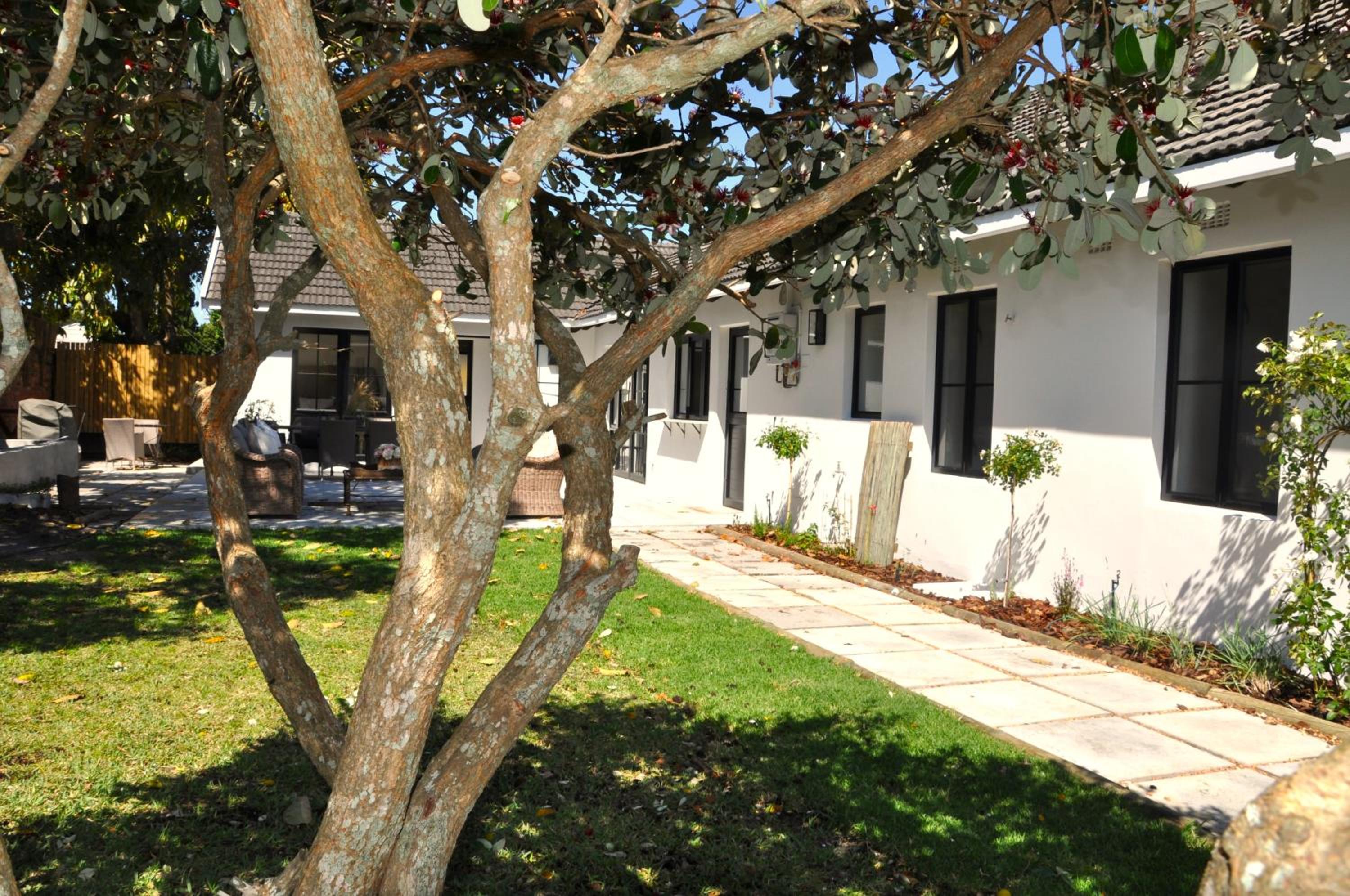 Titania House, Cape Town, view 2