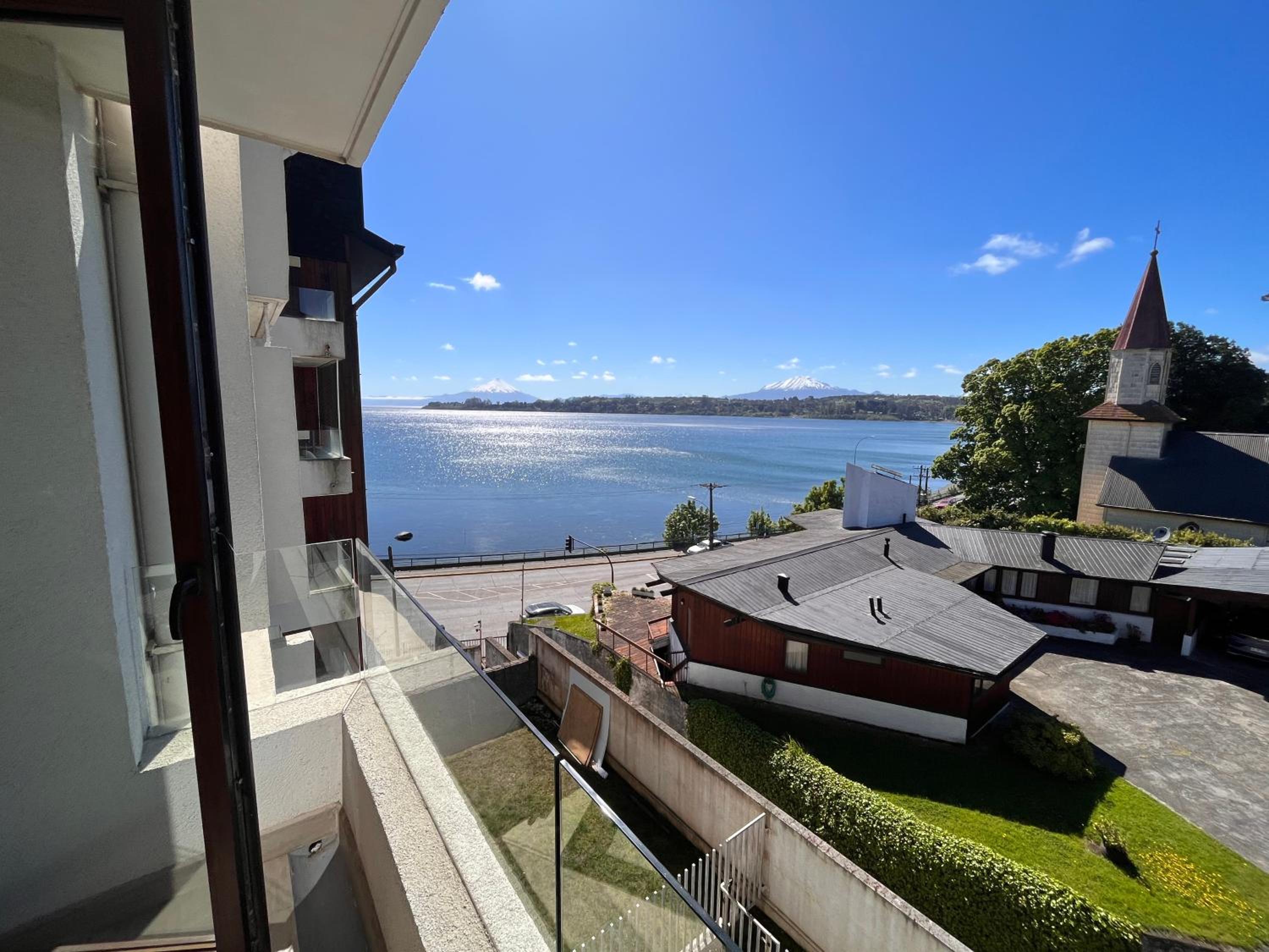 Hermoso Depto 1 dormitorio y litera náutica con vista al lago y volcanes