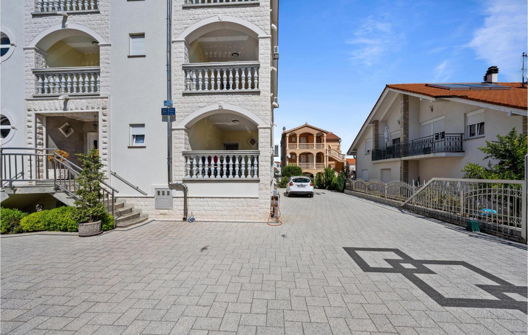 Gorgeous Apartment In Vodice With Kitchen view 2