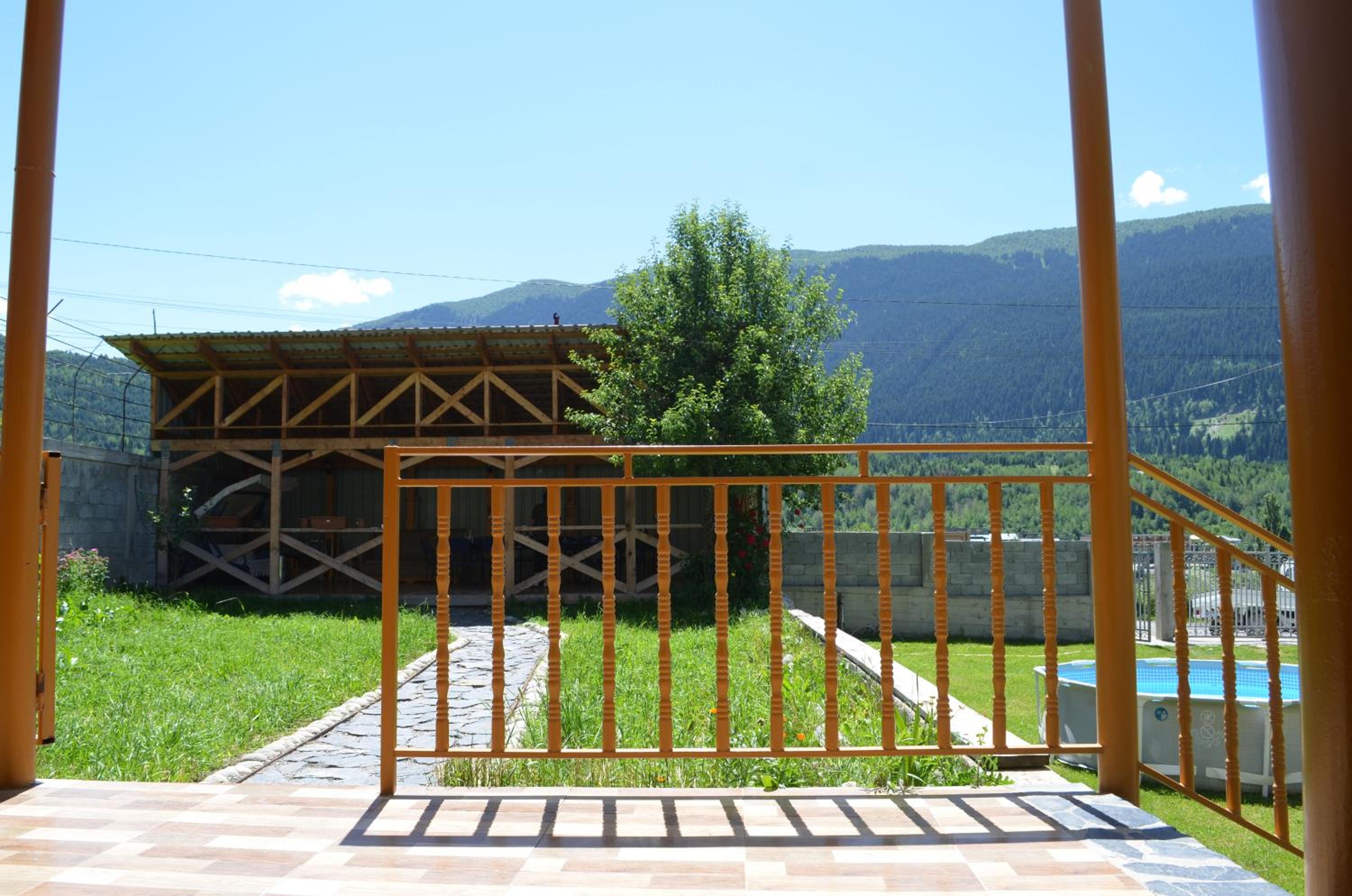 Guesthouse Qarim
