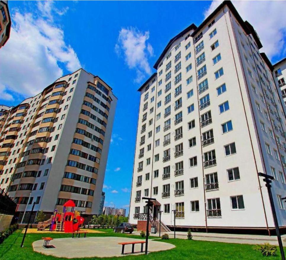 Diamond House view 4