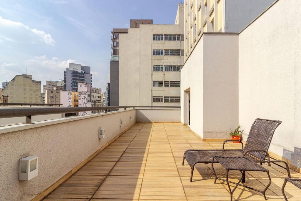 Studio Bela Vista - Estacionamento ao lado