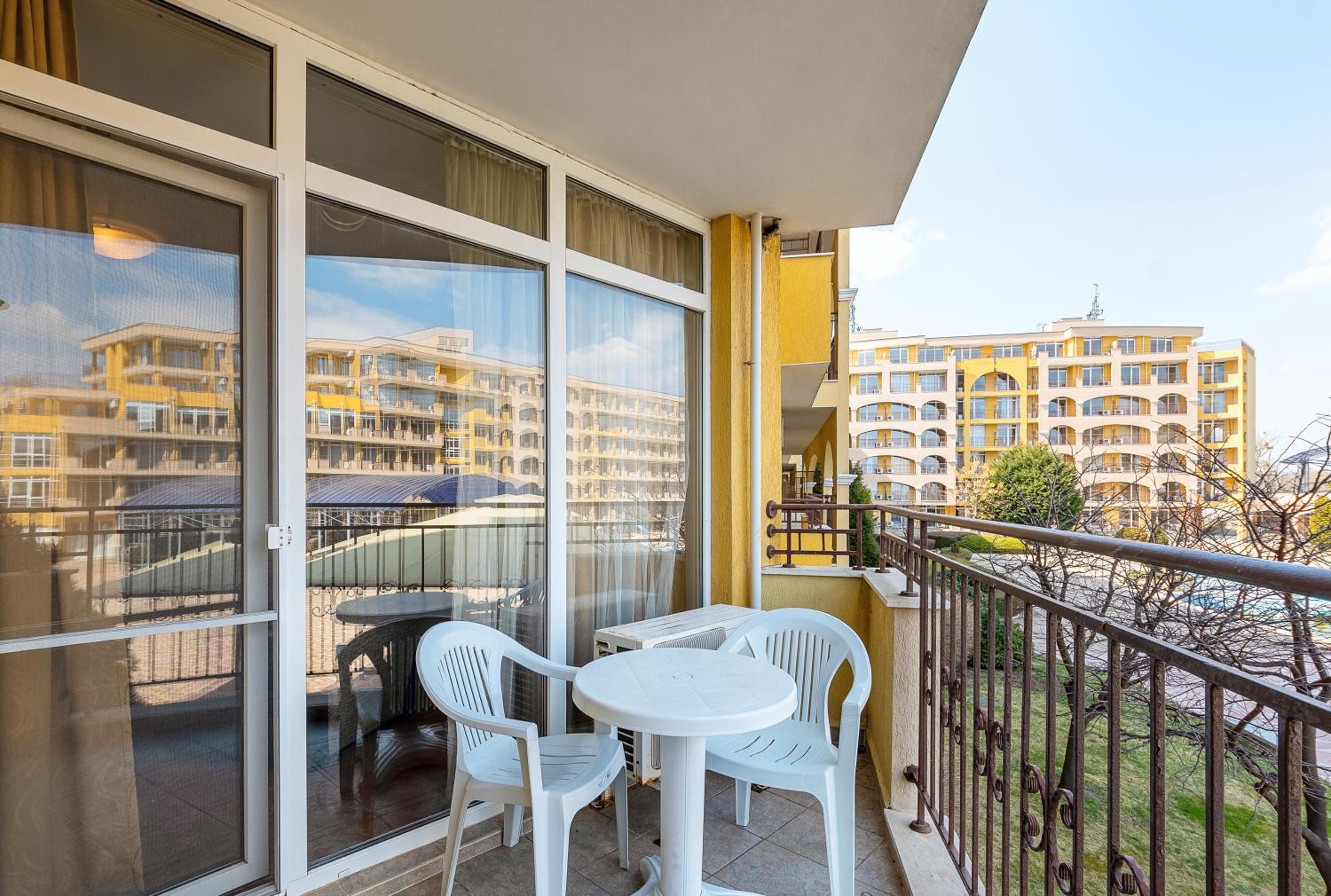 All-Year-Round Beach Haven Rooms & Apartments