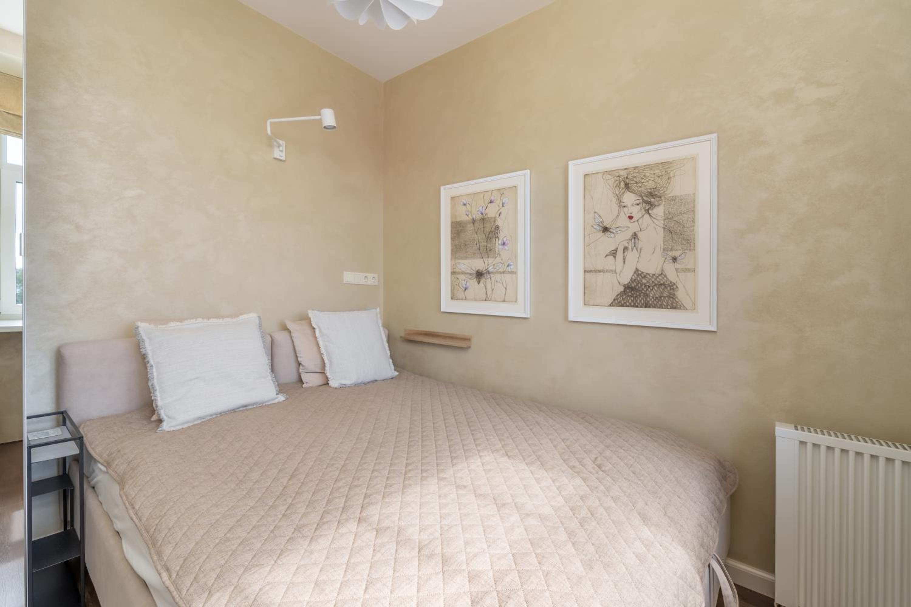 Top location 1-bedroom apartment