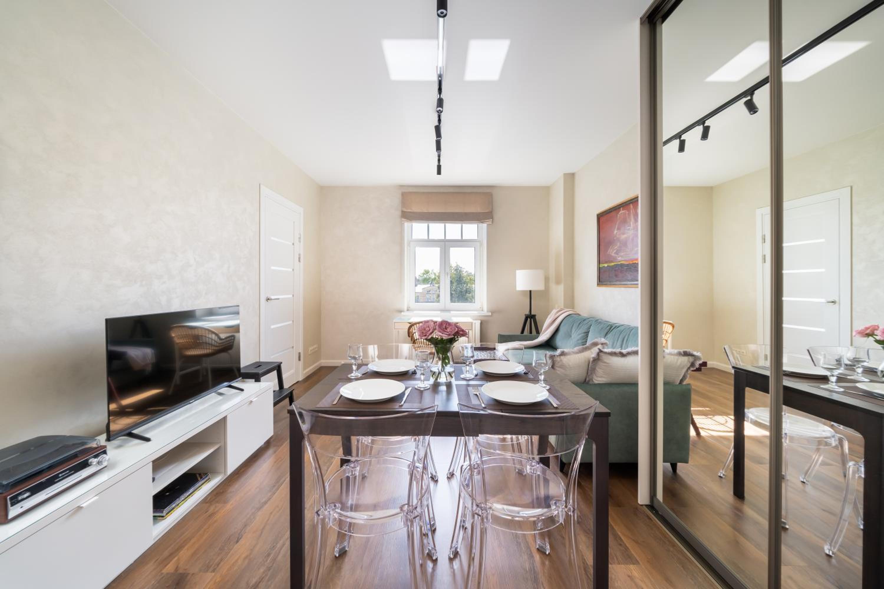 Top location 1-bedroom apartment