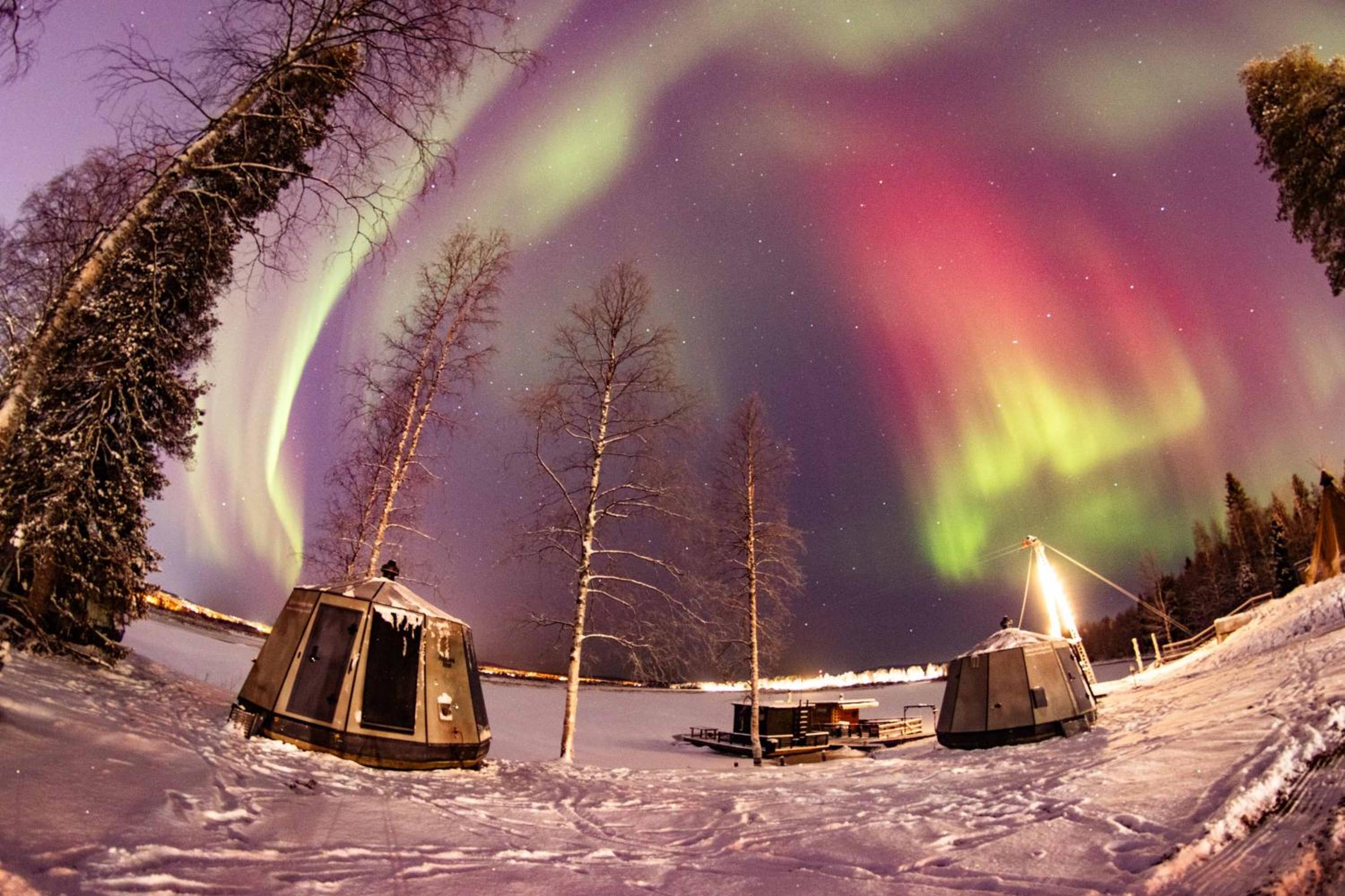 AuroraHut at Sauna Retreat