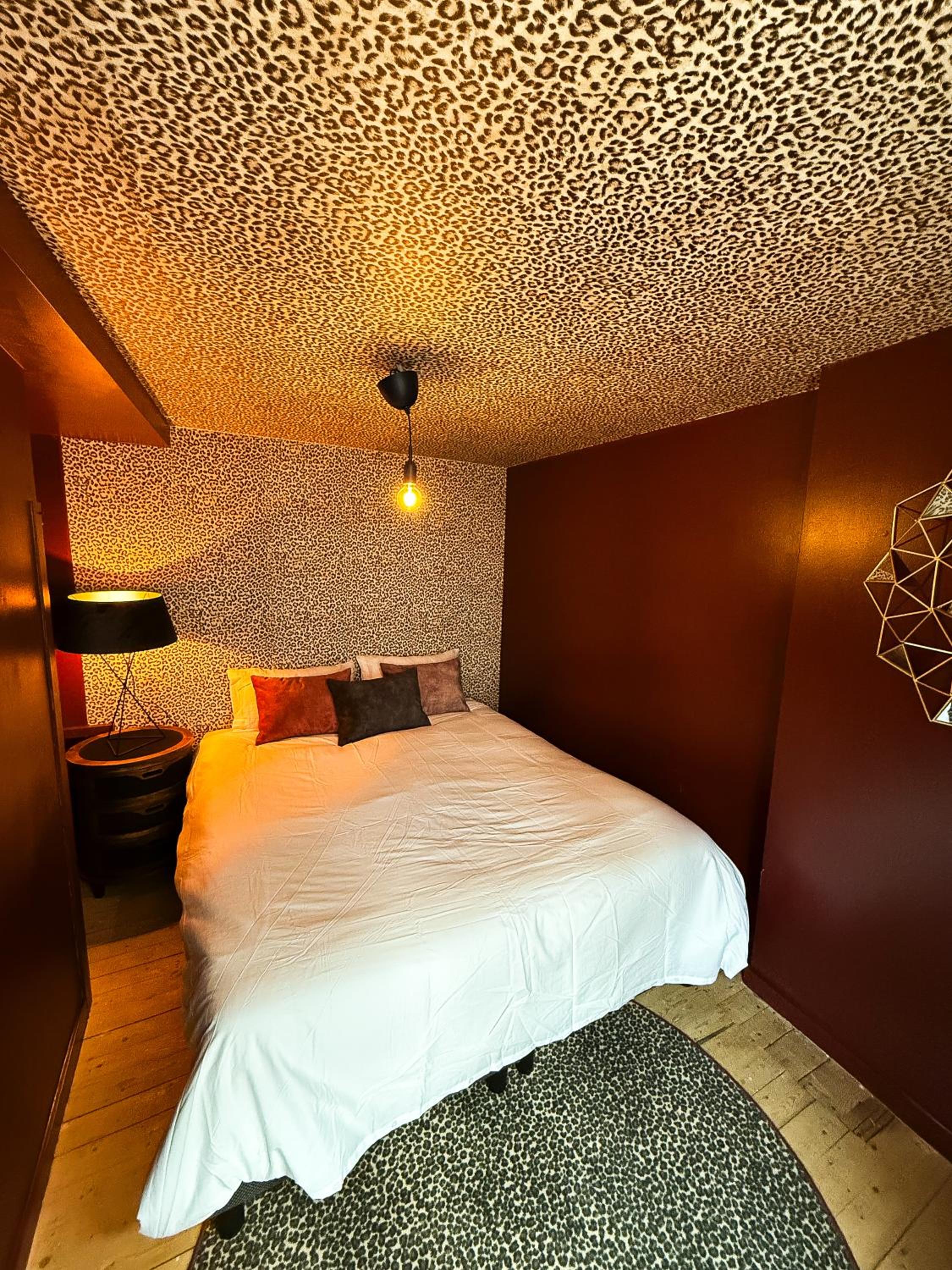 Cosy Boudoir Suites - 4p