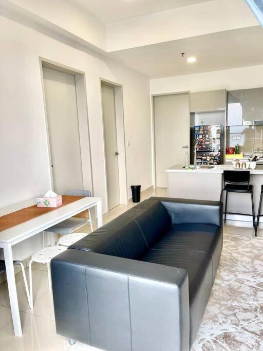 Trion Kuala Lumpur KLCC view L65 2br 2bth