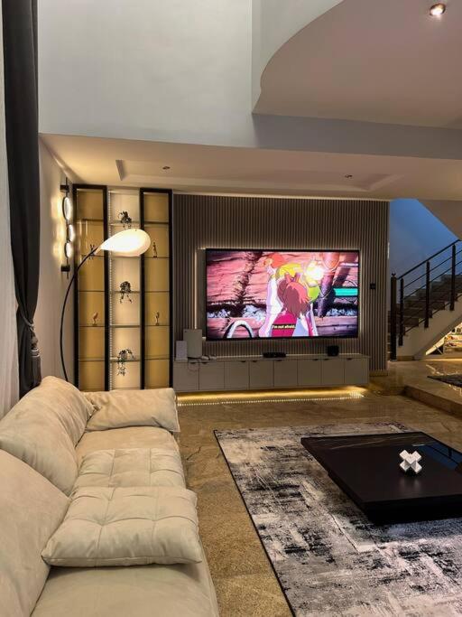 Phiani Apartment