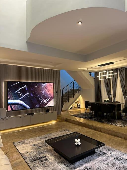 Phiani Apartment