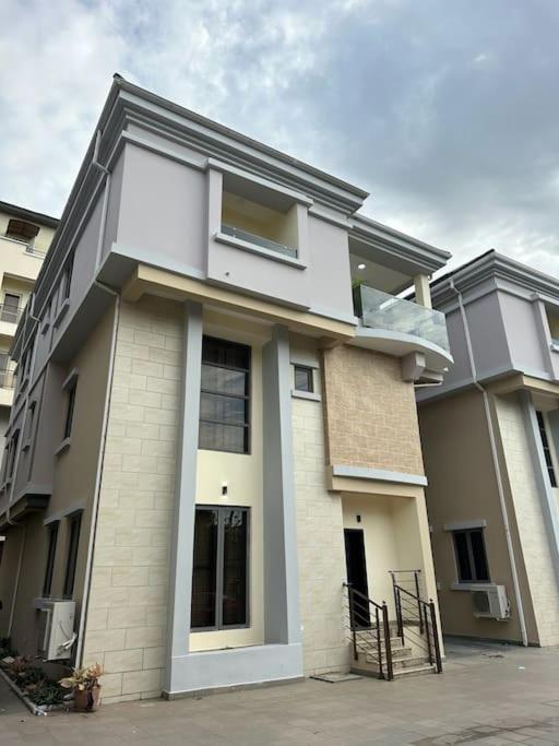 Phiani Apartment