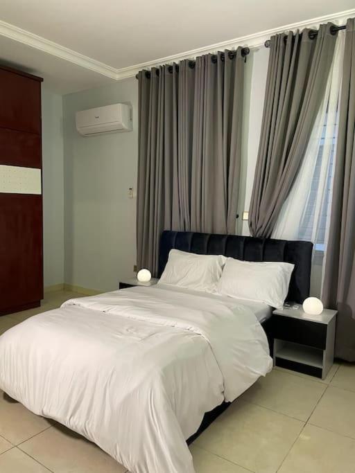 Phiani Apartment