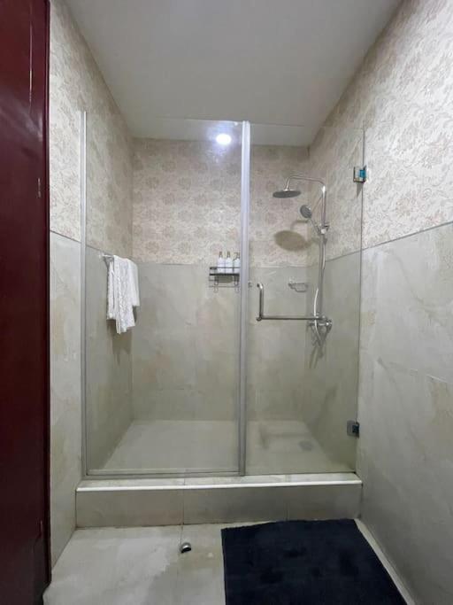 Phiani Apartment