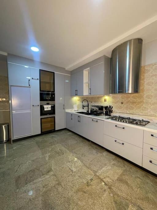 Phiani Apartment