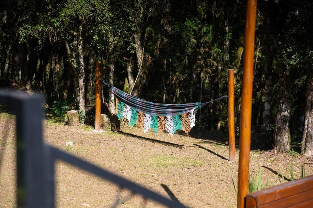 Cabana Limoeiro com vista para as montanhas