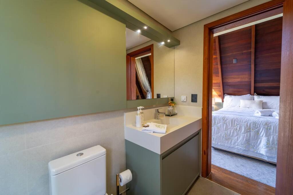 Cabana Limoeiro com vista para as montanhas