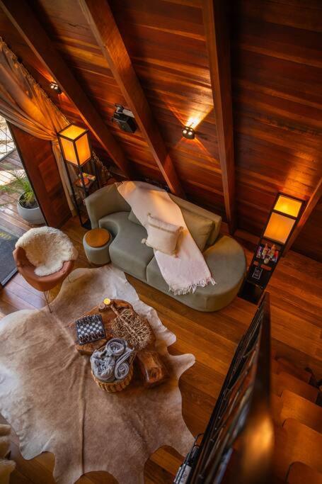 Cabana Limoeiro com vista para as montanhas