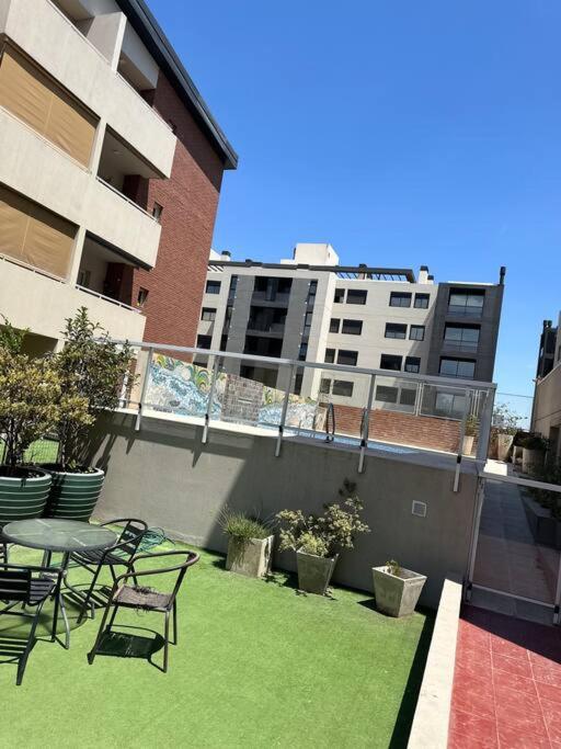 Departamento espacioso en un complejo residencial, cerca del Shopping nuevo centro