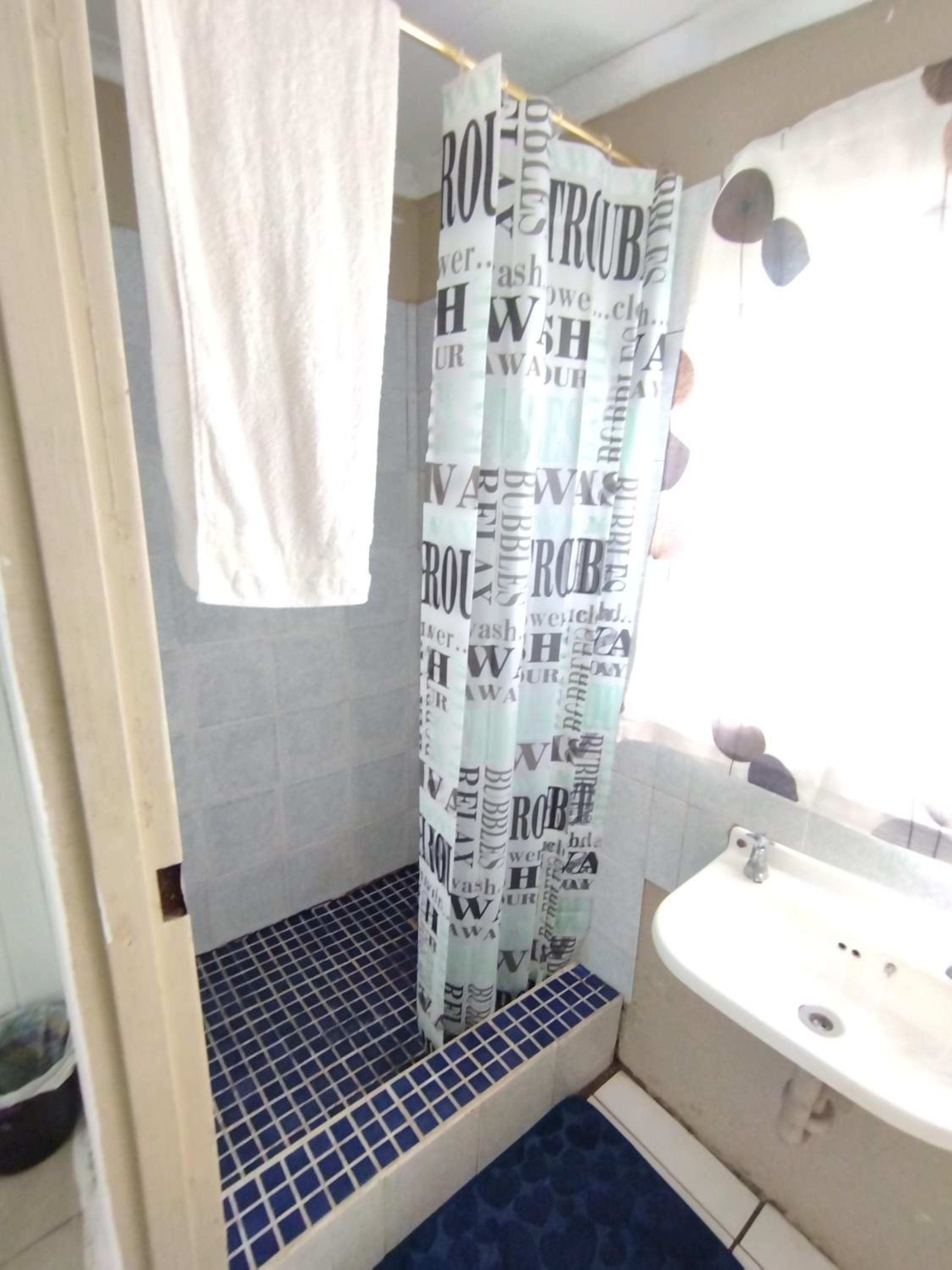 Chikos guest house
