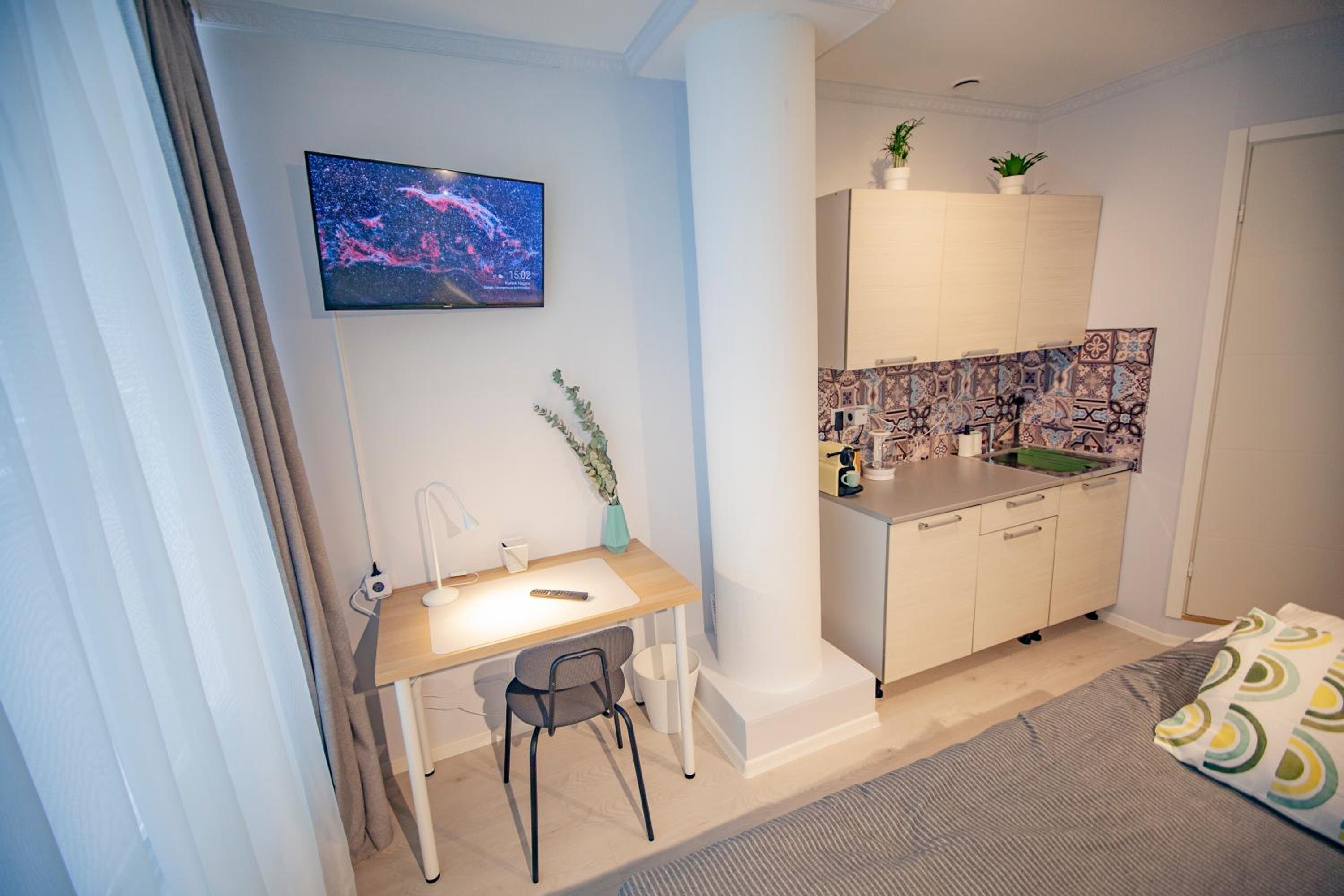 Cozy small studio in a heart of Tallinn Kunderi street view 3