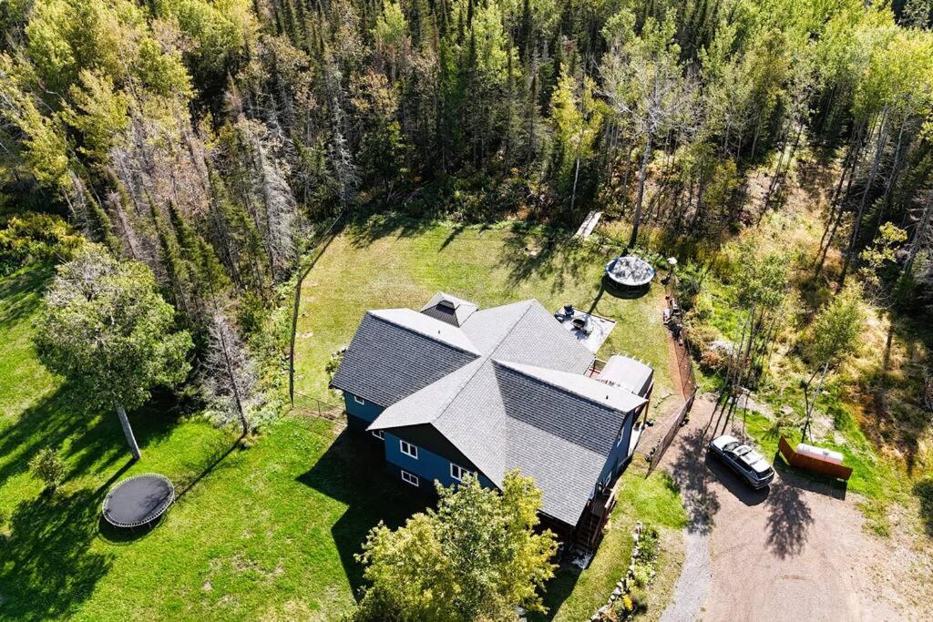Thunder Bay Vacations - Central Thunder Bay Retreat - Property Image 10
