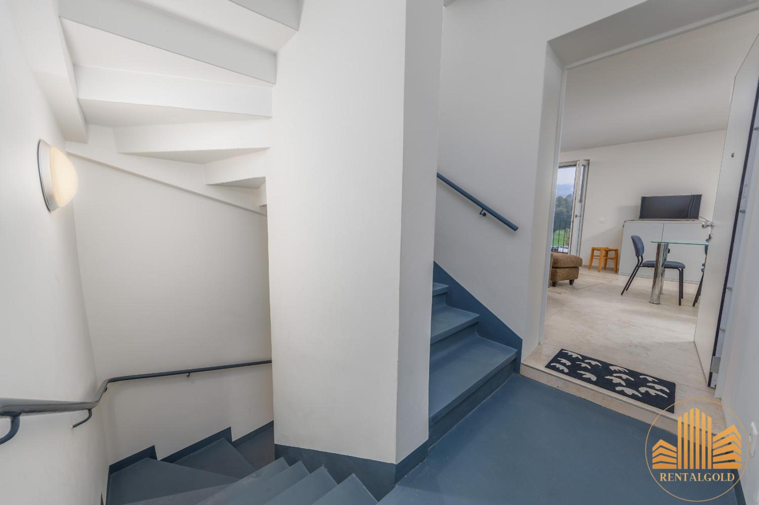 Elegante Trilocale tra Mendrisio e confine Italiano