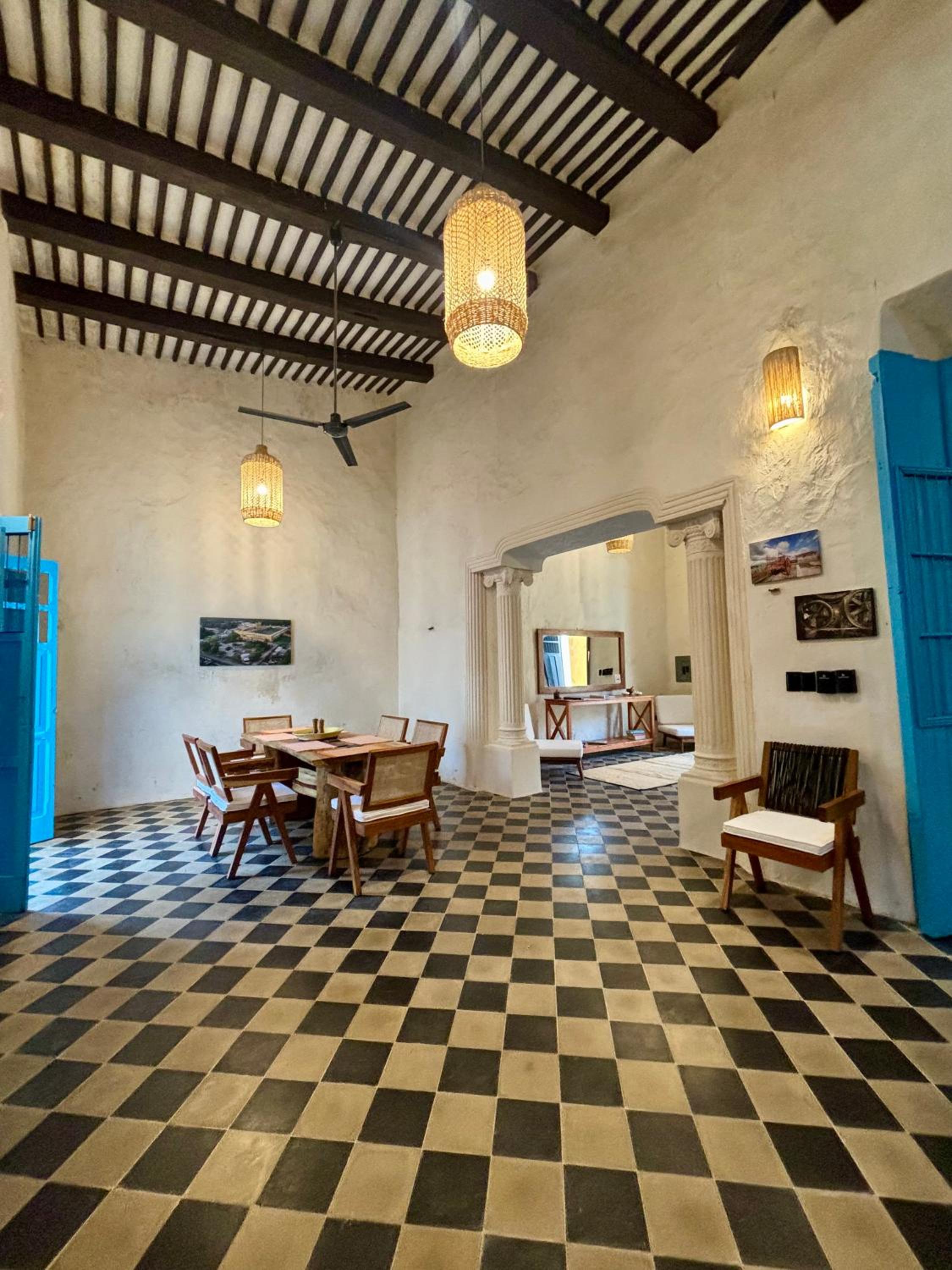 dining