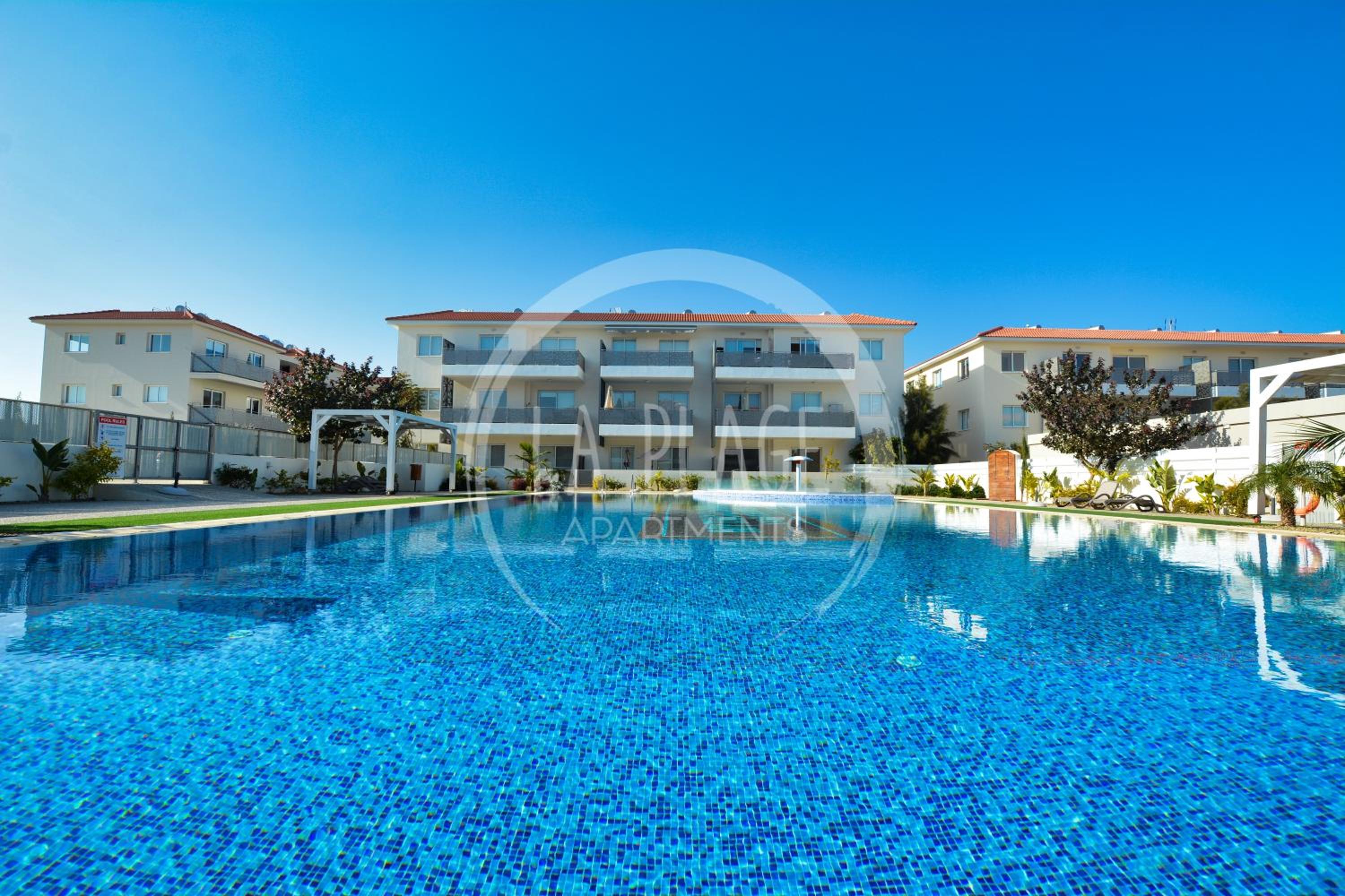 NEW 2BR Townhouse in Luxury Resort Pool & Beach