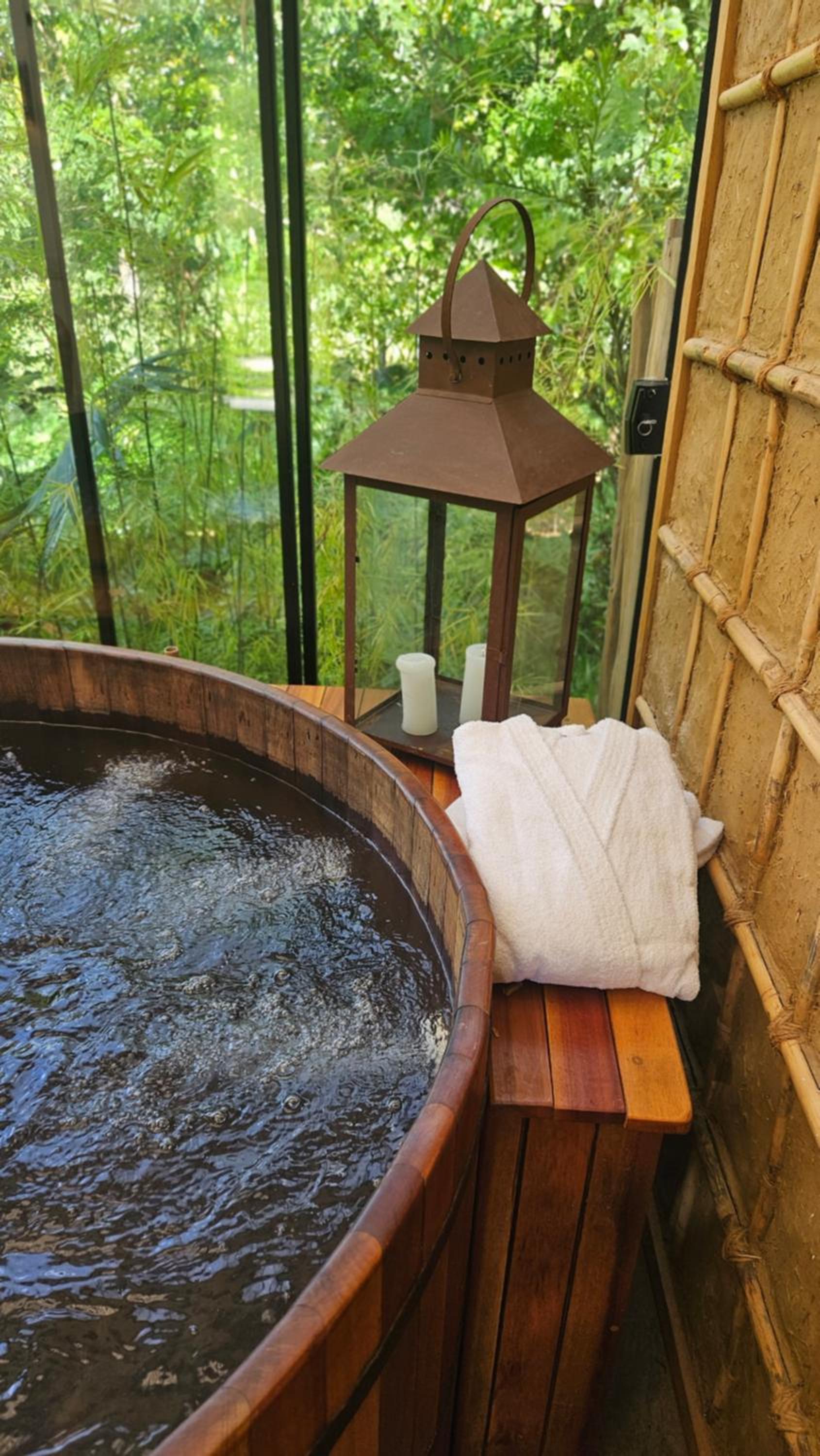 Bangalô Casa Kanarô Spa Demure