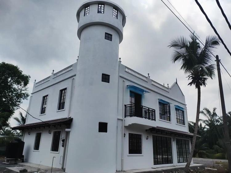 Pearl Castlestay