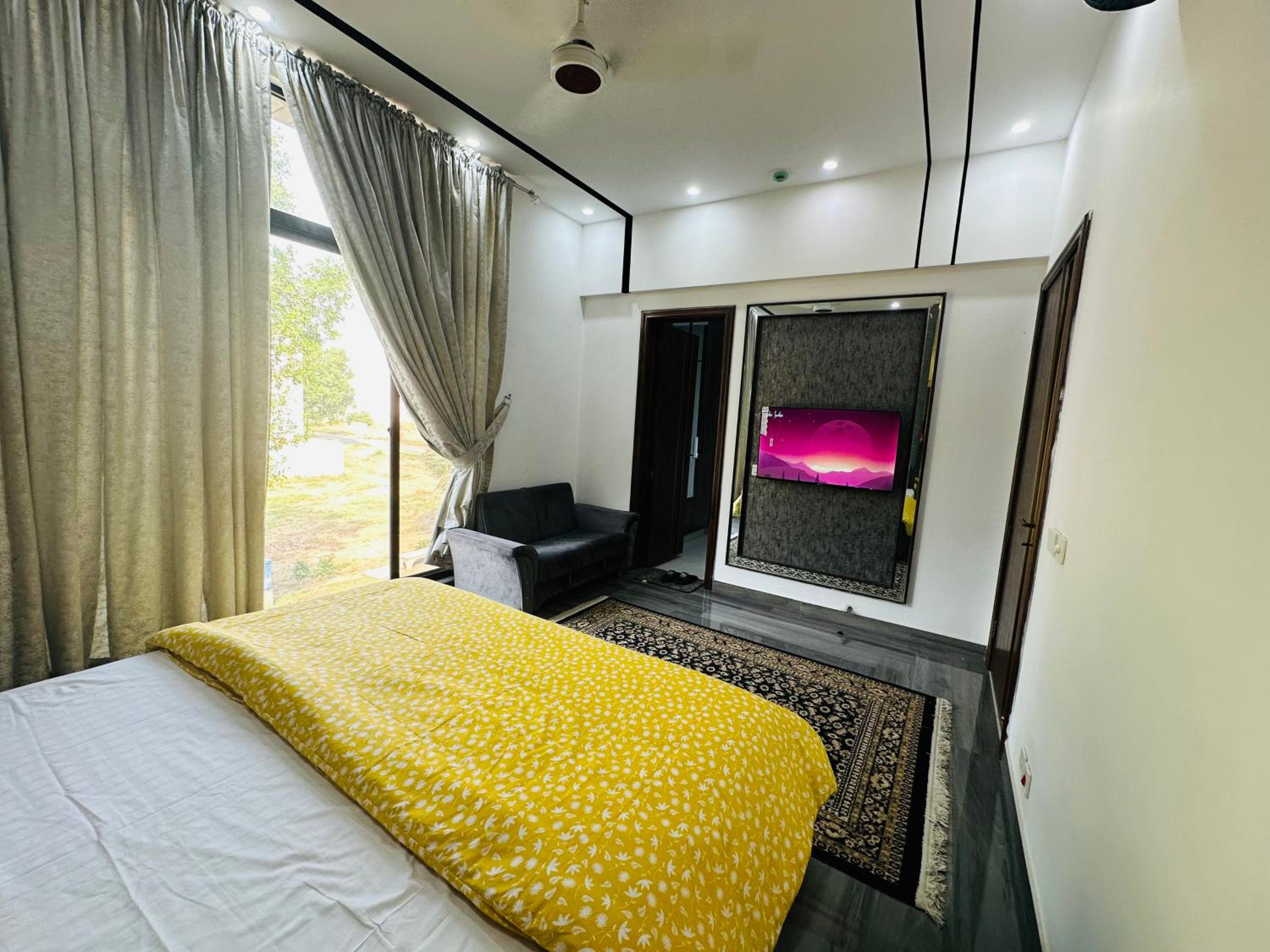 3BHK Modern Perfect & Luxury view 5