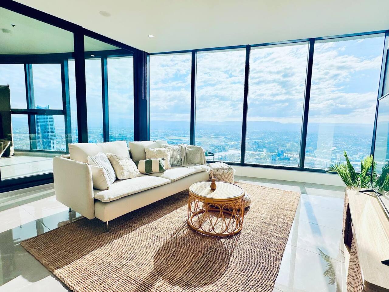Clear Water Serenade Lv 50 plus Skyhome at Ocean Meriton