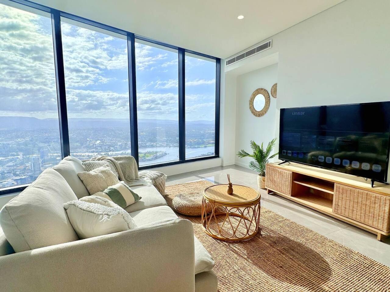 Clear Water Serenade Lv 50 plus Skyhome at Ocean Meriton