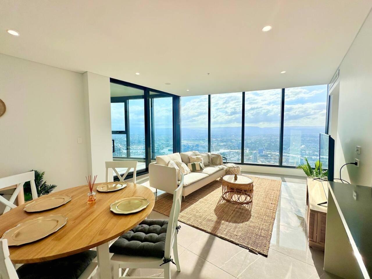 Clear Water Serenade Lv 50 plus Skyhome at Ocean Meriton
