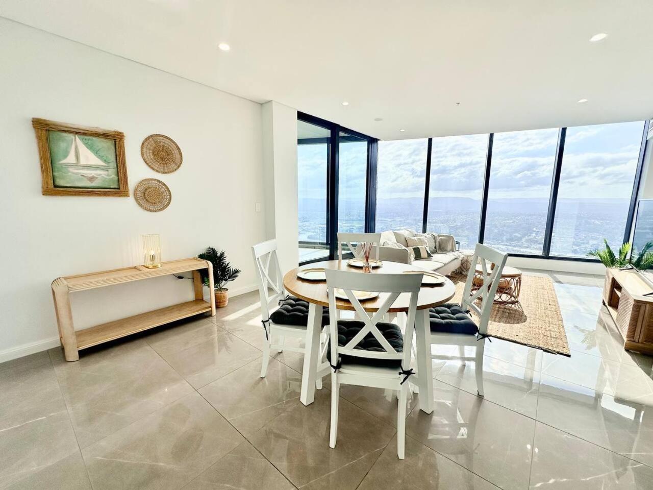 Clear Water Serenade Lv 50 plus Skyhome at Ocean Meriton