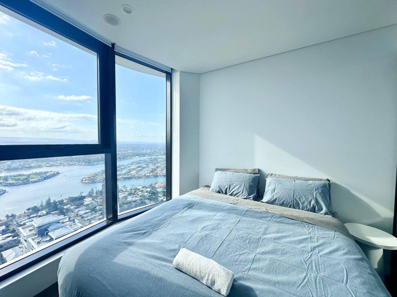 Clear Water Serenade Lv 50 plus Skyhome at Ocean Meriton