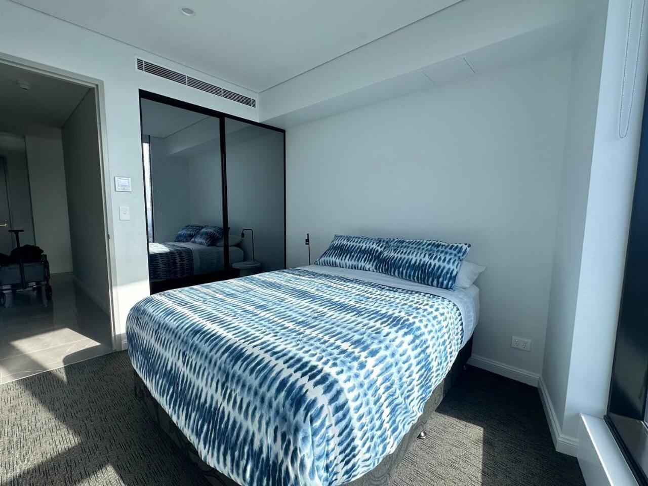 Clear Water Serenade Lv 50 plus Skyhome at Ocean Meriton
