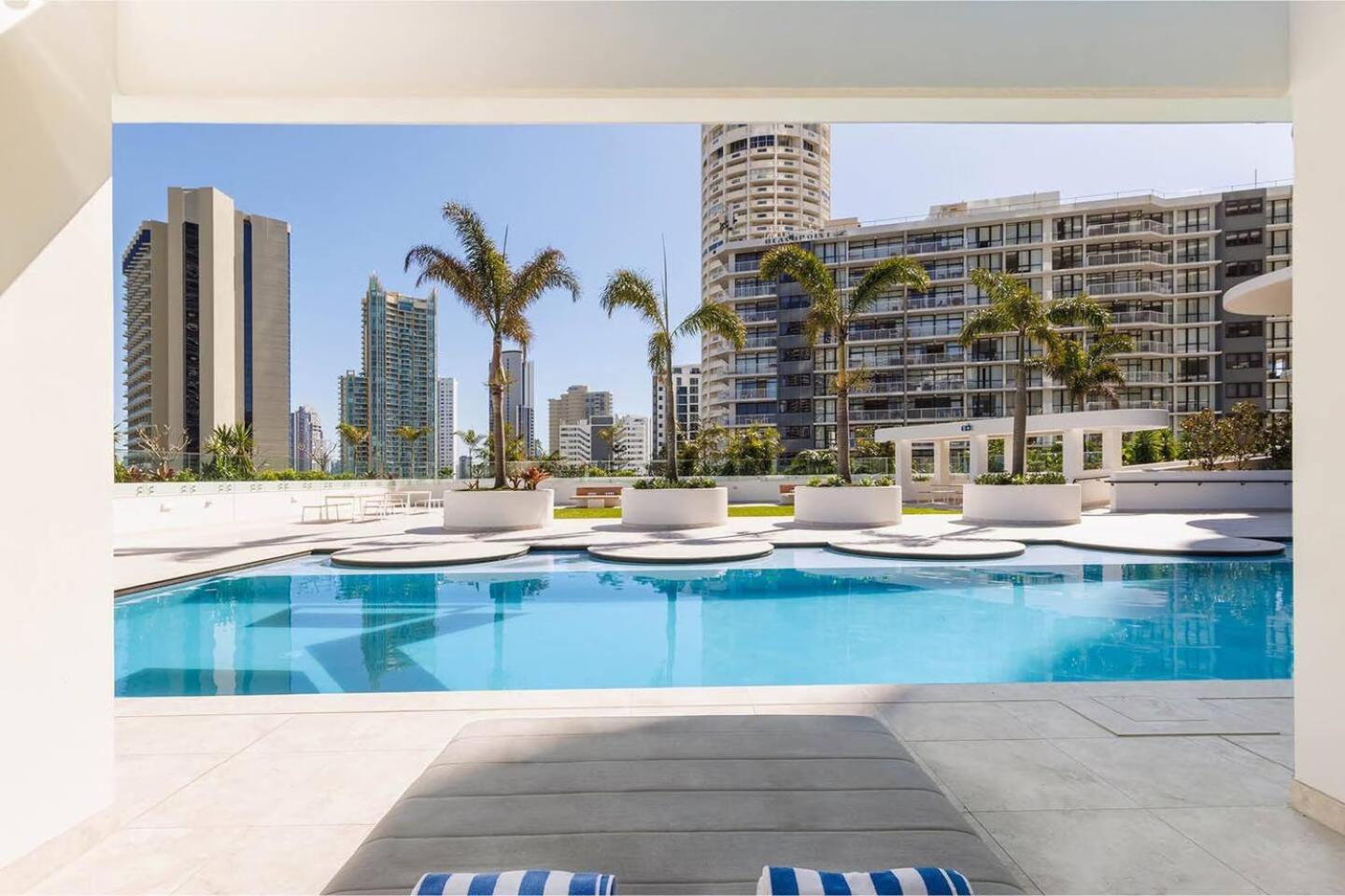 Clear Water Serenade Lv 50 plus Skyhome at Ocean Meriton